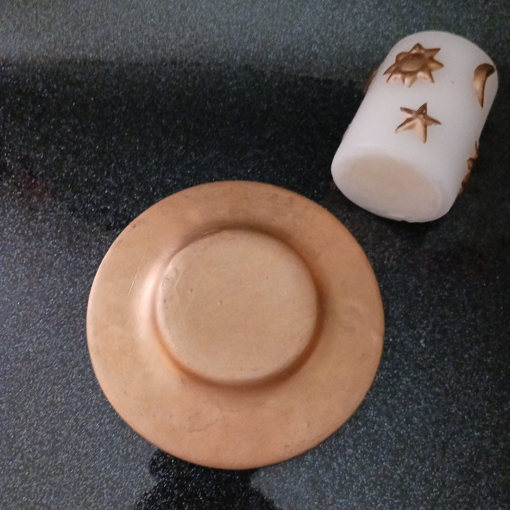 Vintage Gold Sun, Moon and Stars  on White Candle with Gold Candle Holde… - Picture 6 of 6